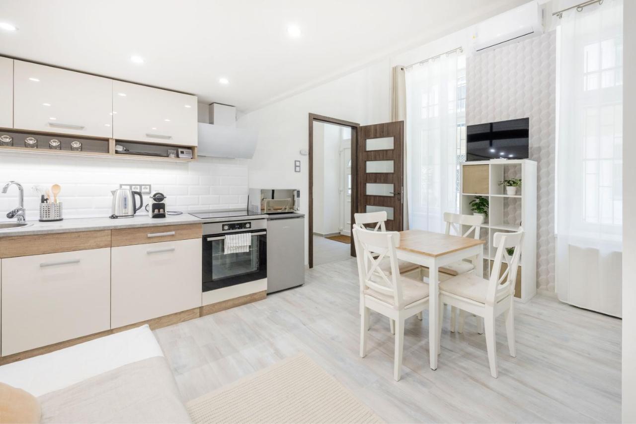 בודפשט Mirror Apartments מראה חיצוני תמונה